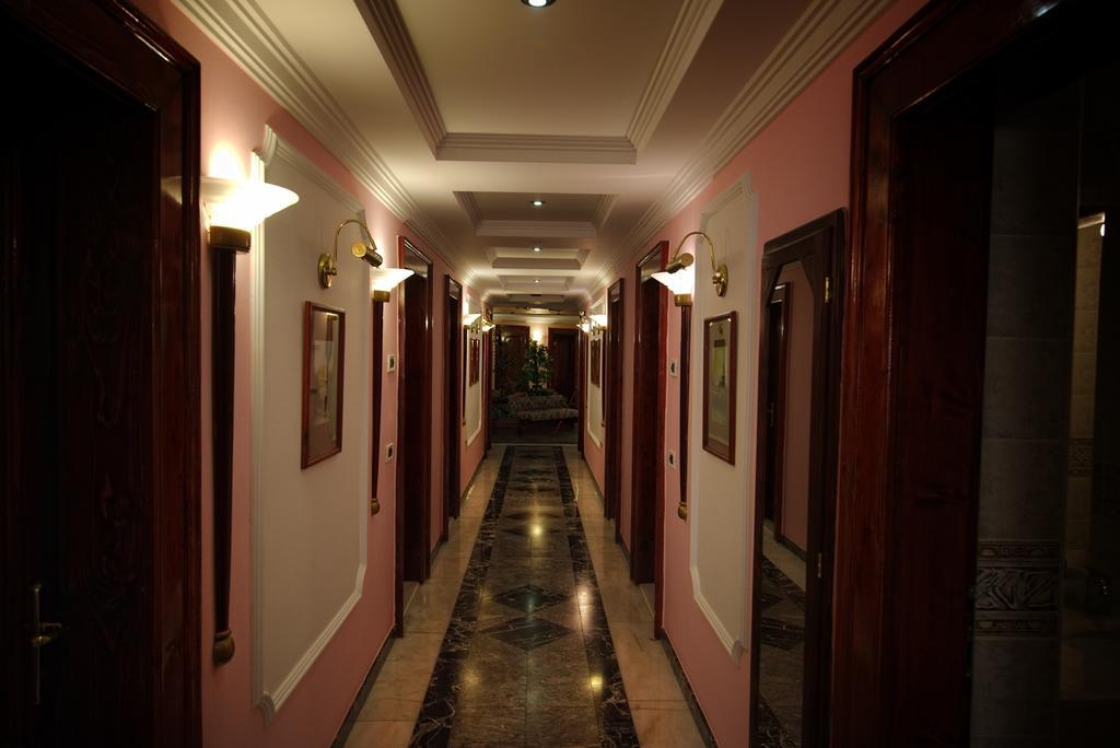 Bellevue Hotel And Resort 바르데요프 외부 사진